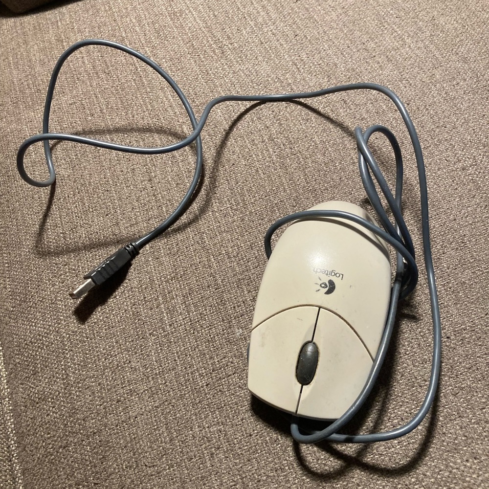 Computer mouse with USB connector cable